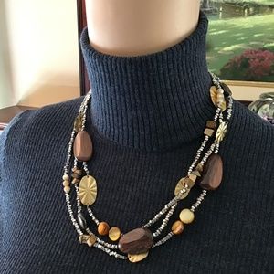 NWOT Beautiful warm earth tone Coldwater Creek necklace